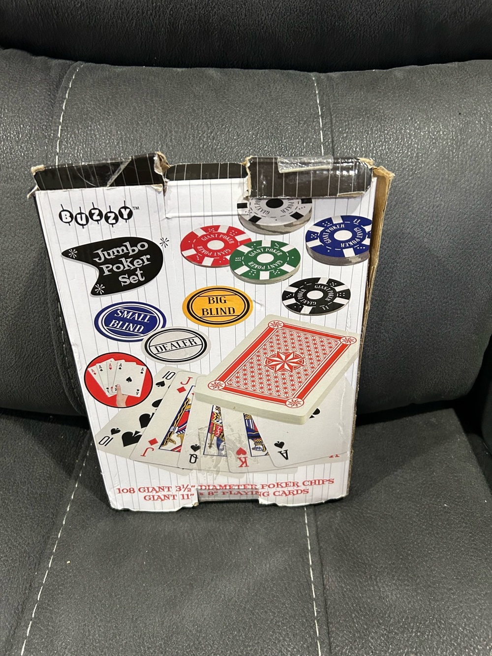 Jumbo Poker set! Huge cards & poker chips! Loads of fun! ♥️ ♦️ ♣️